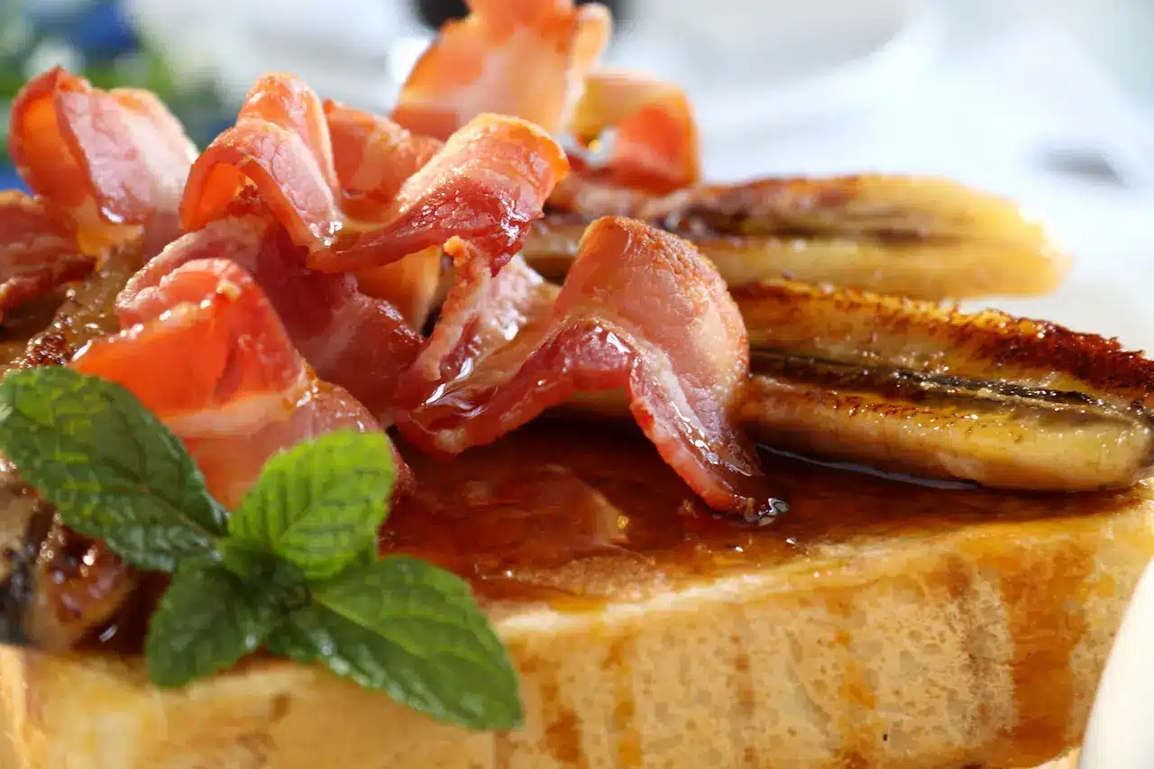 Crumpets with Bacon and Caramelized Banana