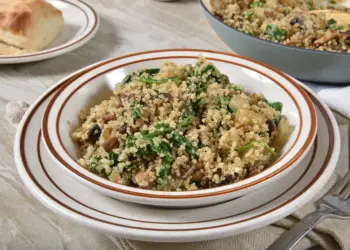 Mushroom Chicken and Quinoa Skillet in a Bowl