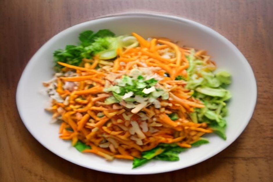 Vietnamese-style chicken slaw that actually holds together